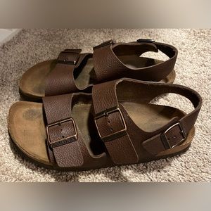 EUC Birkenstocks w/back strap